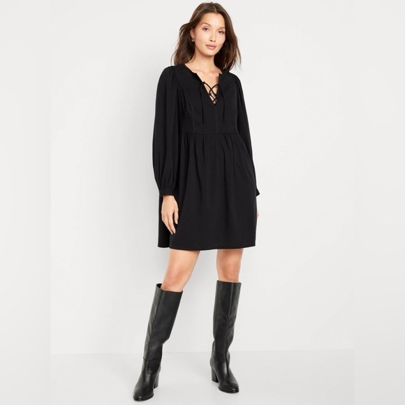 NWT! Black Long-Sleeve Mini Swing Dress - Multiple Sizes 💜 - Picture 1 of 10